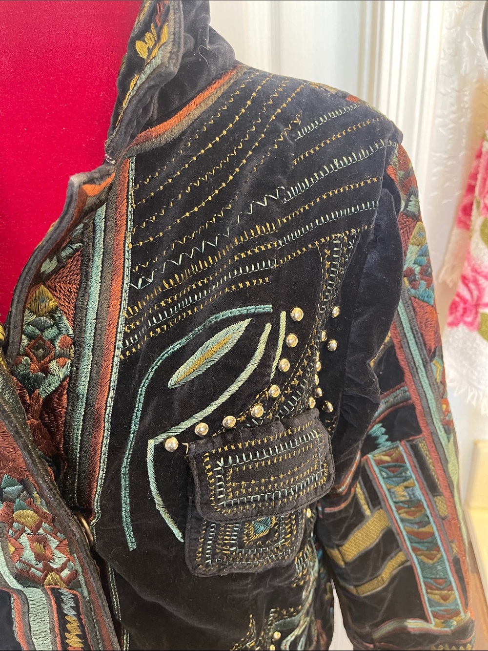 Johnny Was Black Velvet Bomber Jacket with Teal & Brown Embroidery - Picture 7 of 12